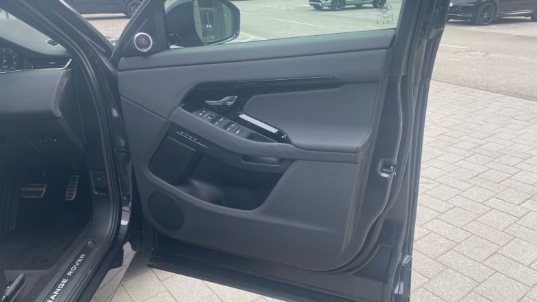 Land Rover Range Rover Evoque 1.5 P270e Dynamic SE 5dr Auto Hatchback